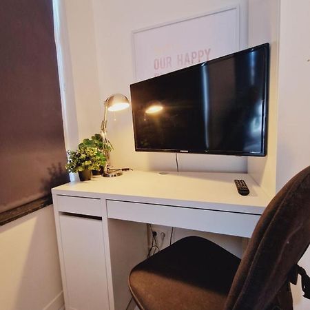 Room303 - Eindhoven - By T&S Luaran gambar