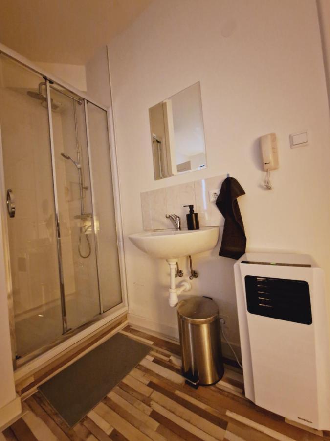 Room303 - Eindhoven - By T&S Luaran gambar