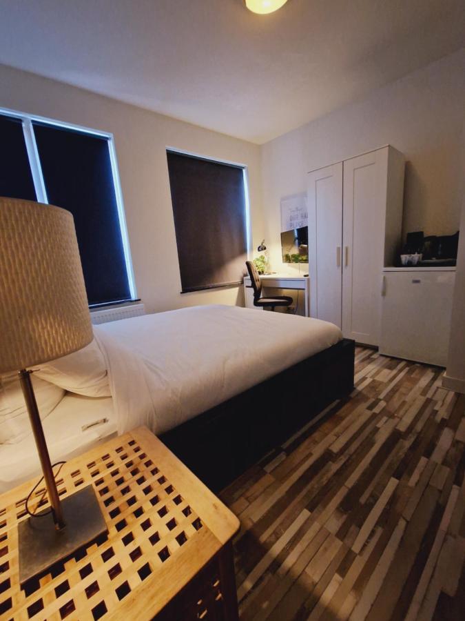 Room303 - Eindhoven - By T&S Luaran gambar